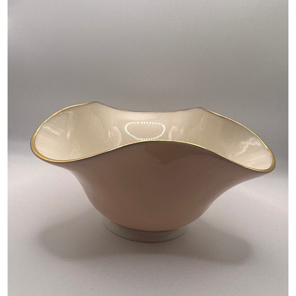 Lenox Trinket Dish Ring Holder Bowl Pink Gold Trim Made in USA Decor‎